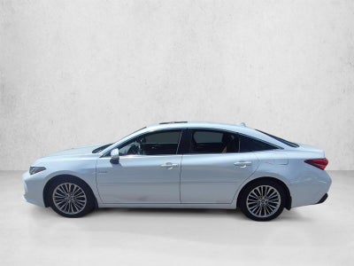 2019 Toyota Avalon Hybrid Limited (Natl)
