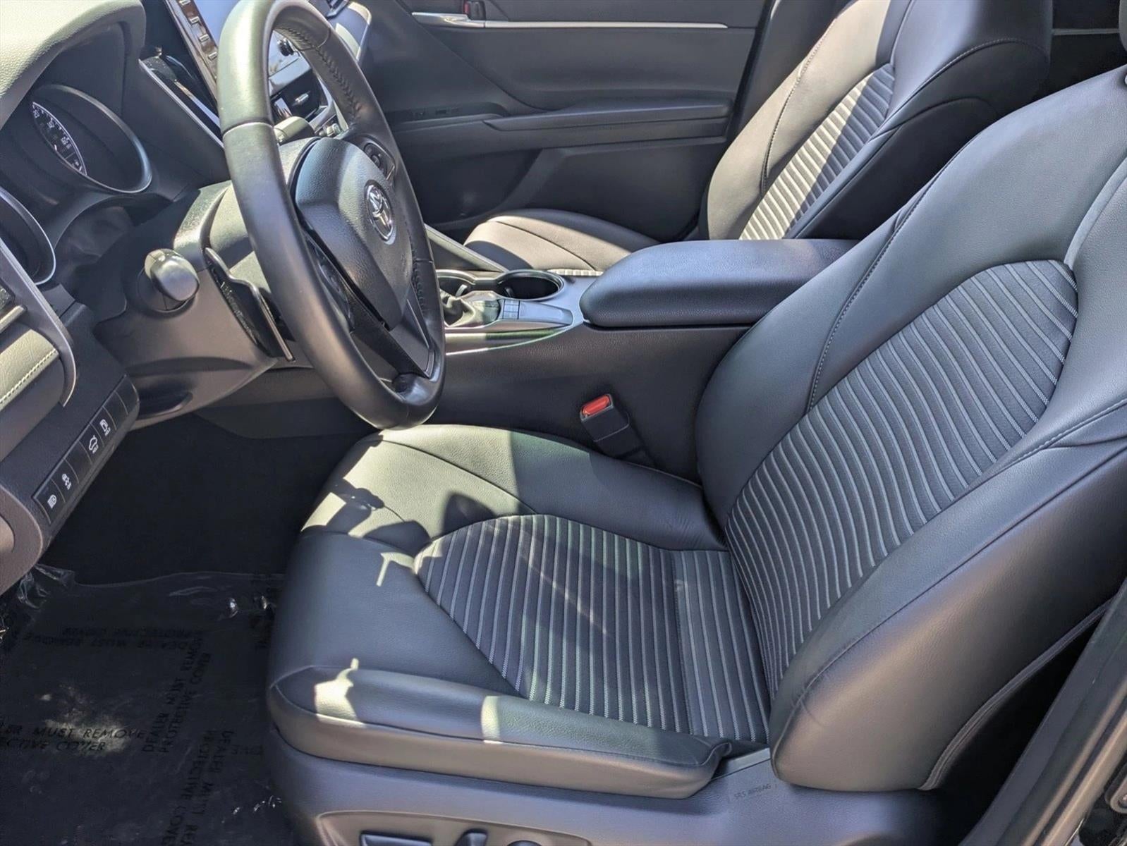 2023 Toyota Camry SE Auto (SE)