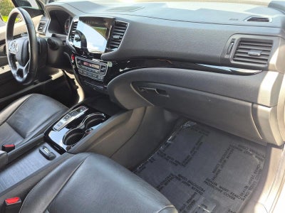 2022 Honda Pilot Touring 7-Passenger 2WD