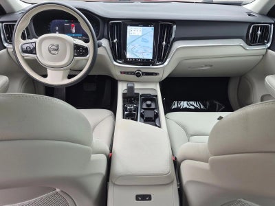 2024 Volvo S60 B5 FWD Plus Dark Theme