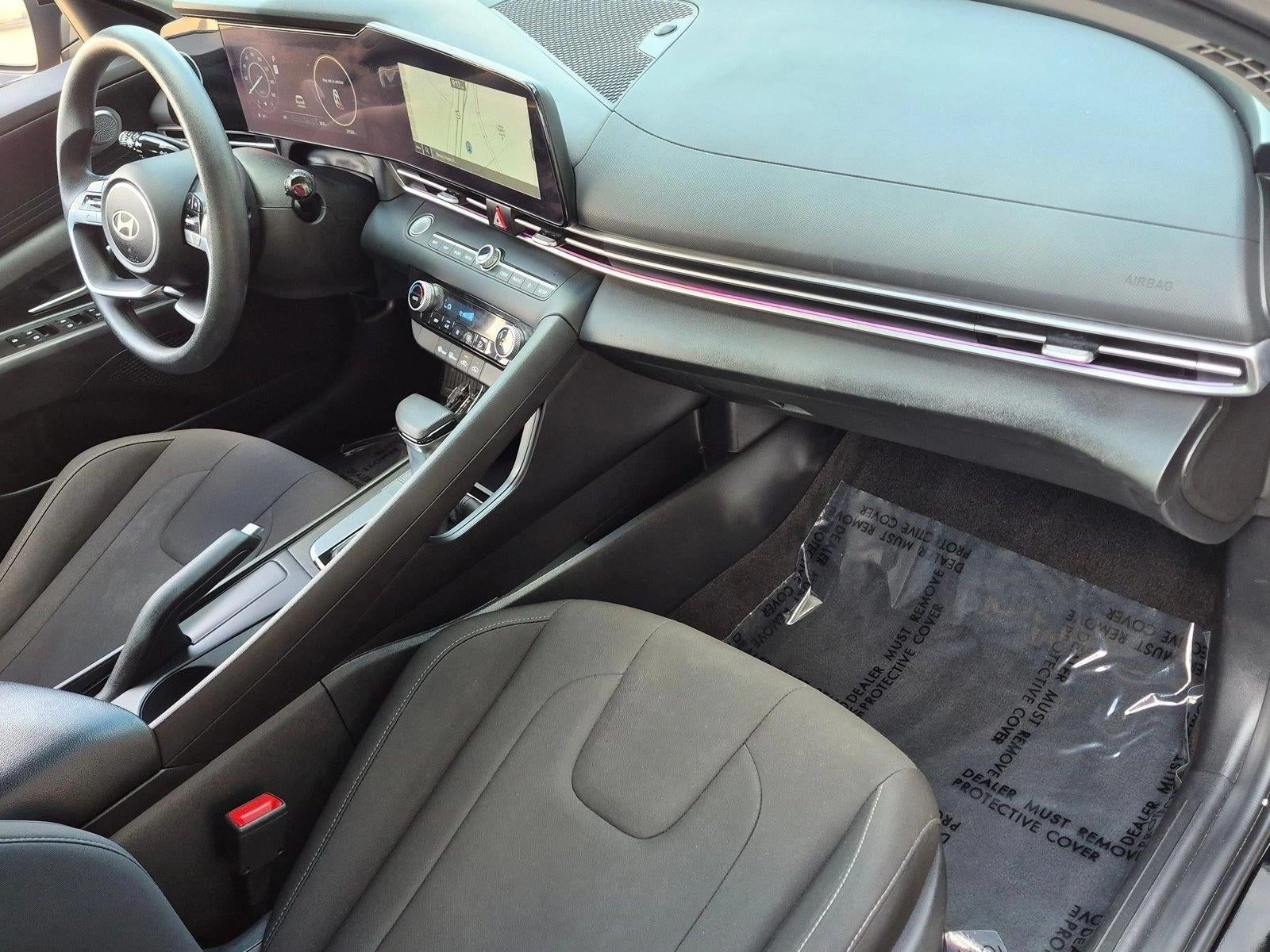 2024 Hyundai ELANTRA SEL IVT