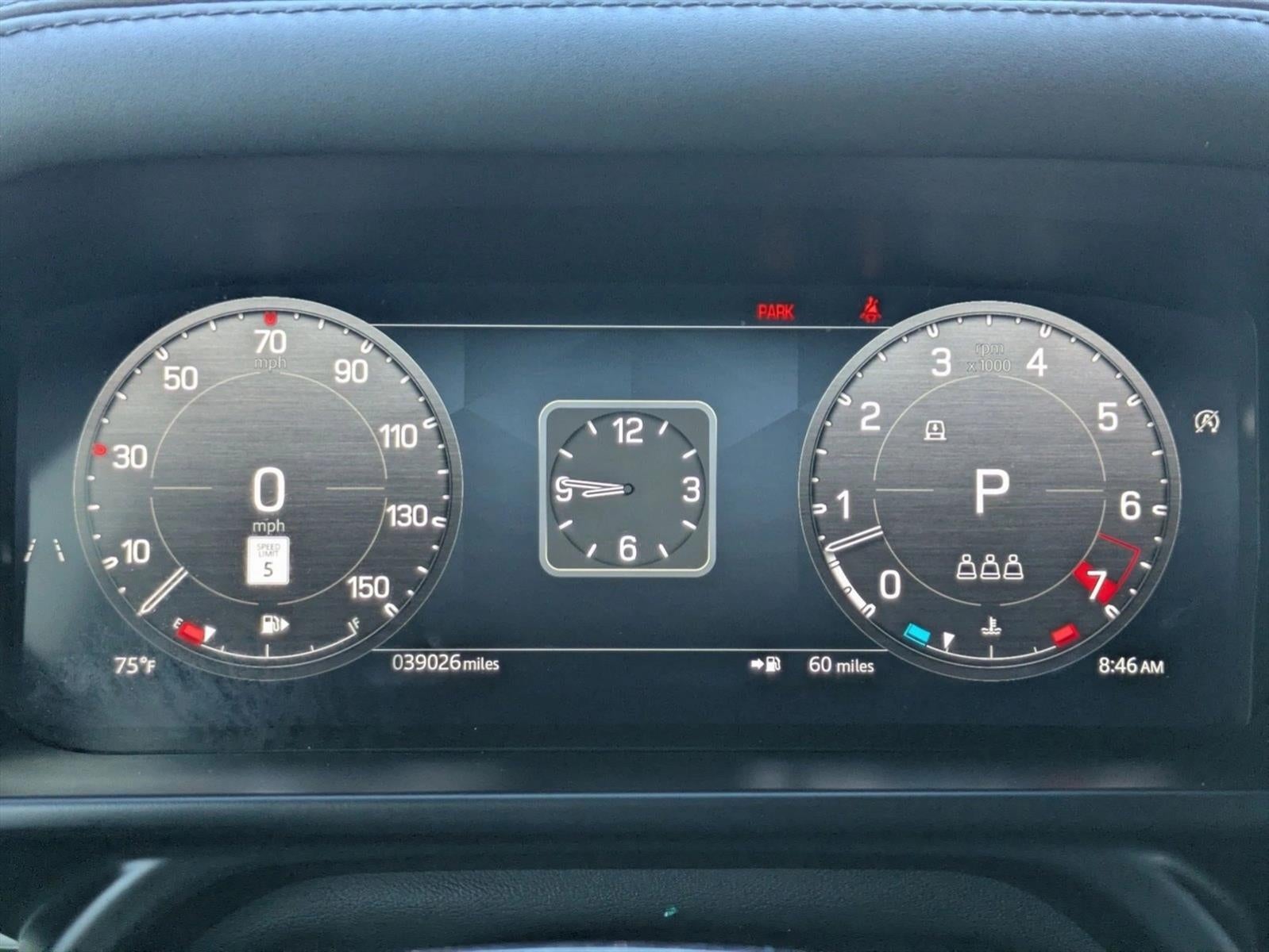 2024 Land Rover Defender 110 P400 X-Dynamic SE