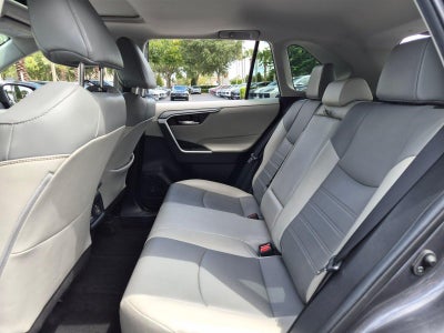 2019 Toyota RAV4 XLE Premium FWD (Natl)