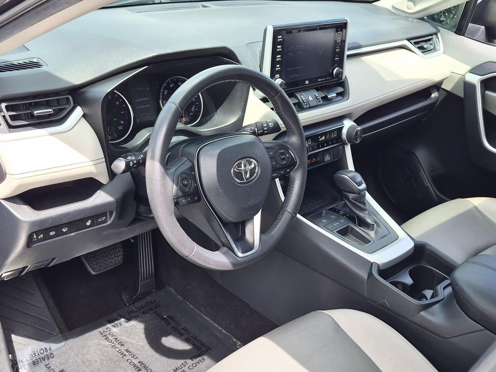 2019 Toyota RAV4 XLE Premium FWD (Natl)