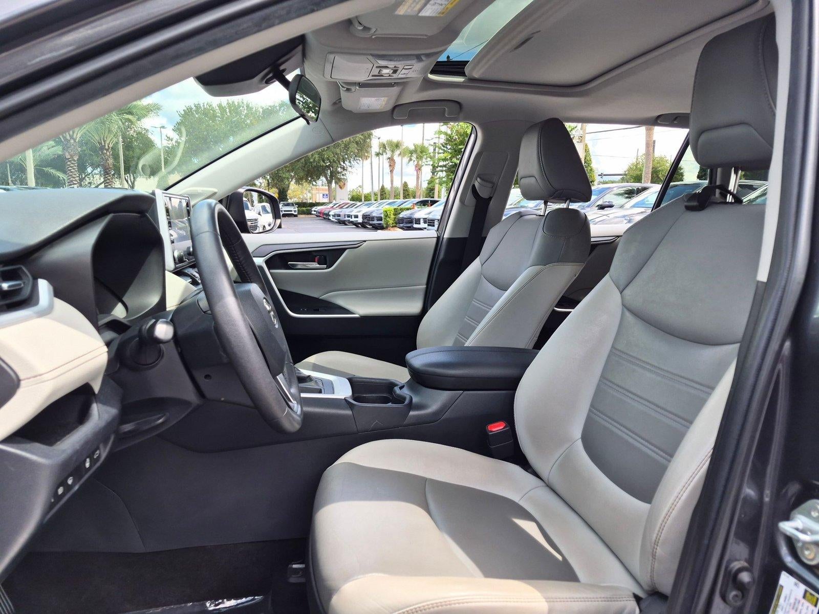 2019 Toyota RAV4 XLE Premium FWD (Natl)