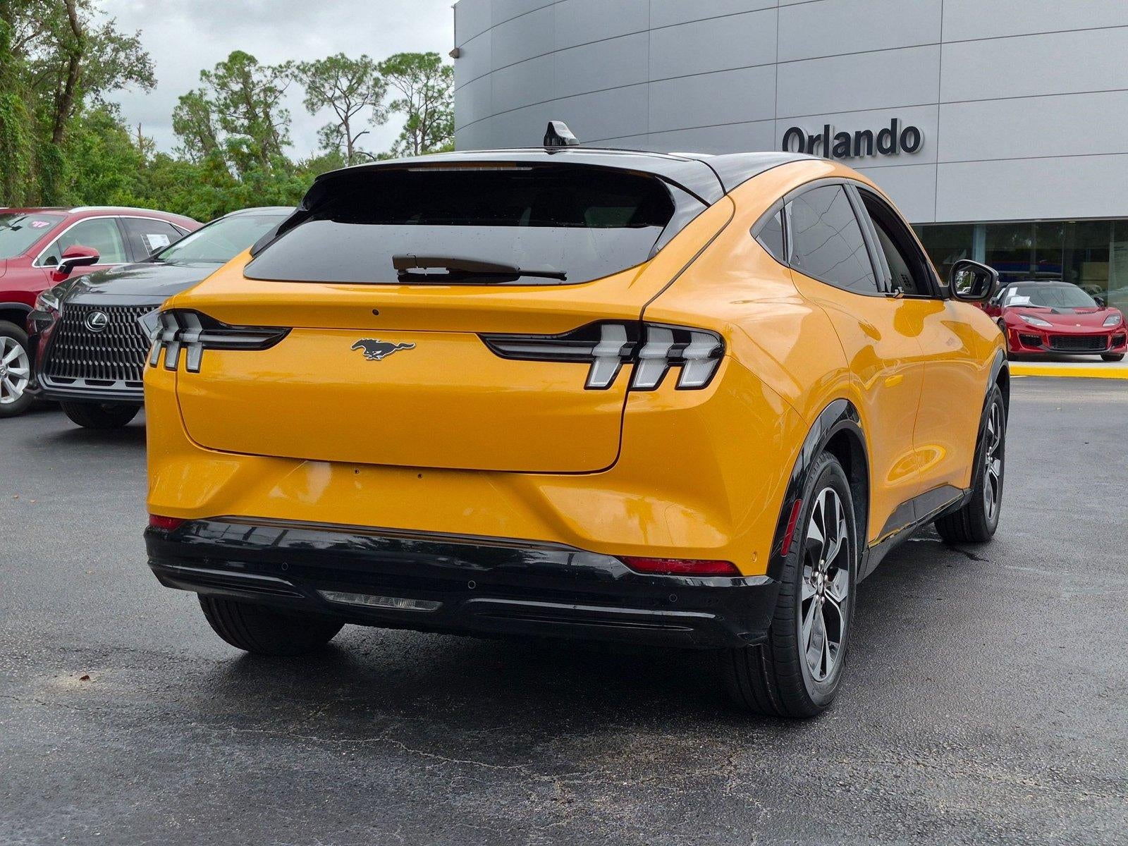 2022 Ford Mustang Mach-E Premium RWD