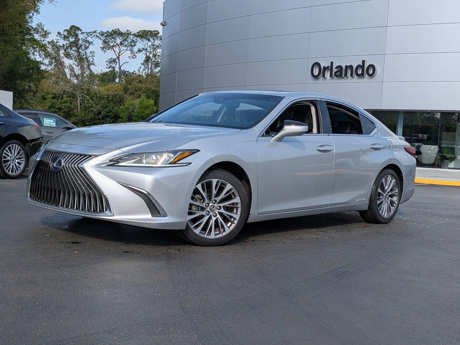 2021 Lexus ES 300h FWD