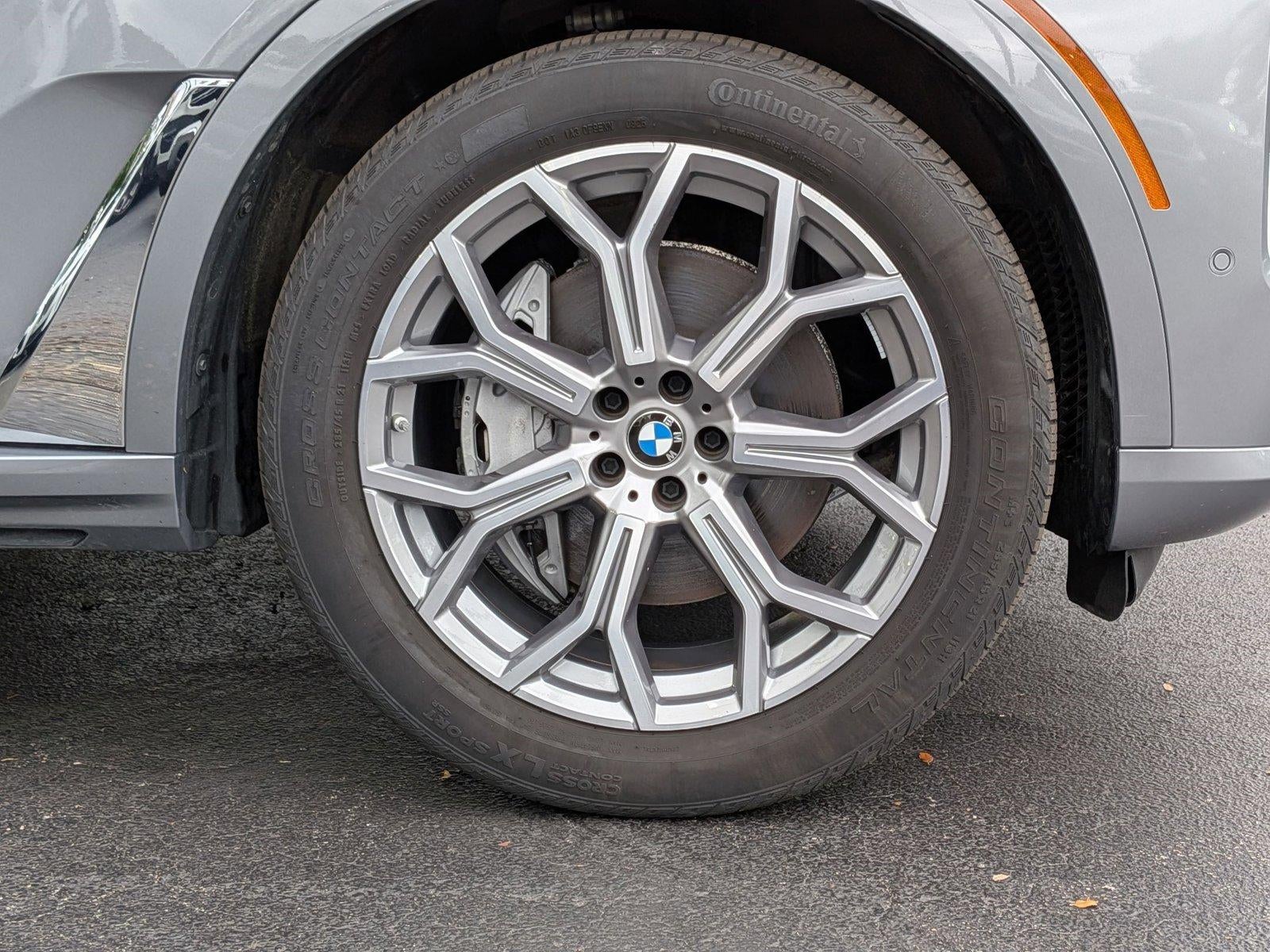 2026 BMW X7 xDrive40i Sports Activity Vehicle