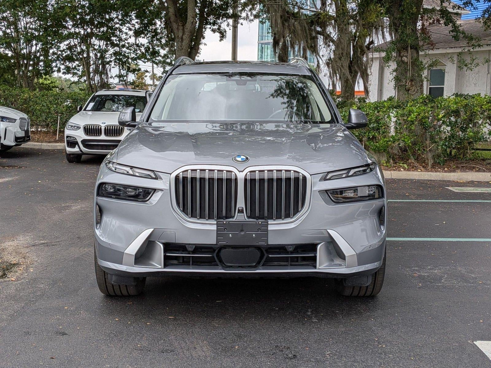 2026 BMW X7 xDrive40i Sports Activity Vehicle