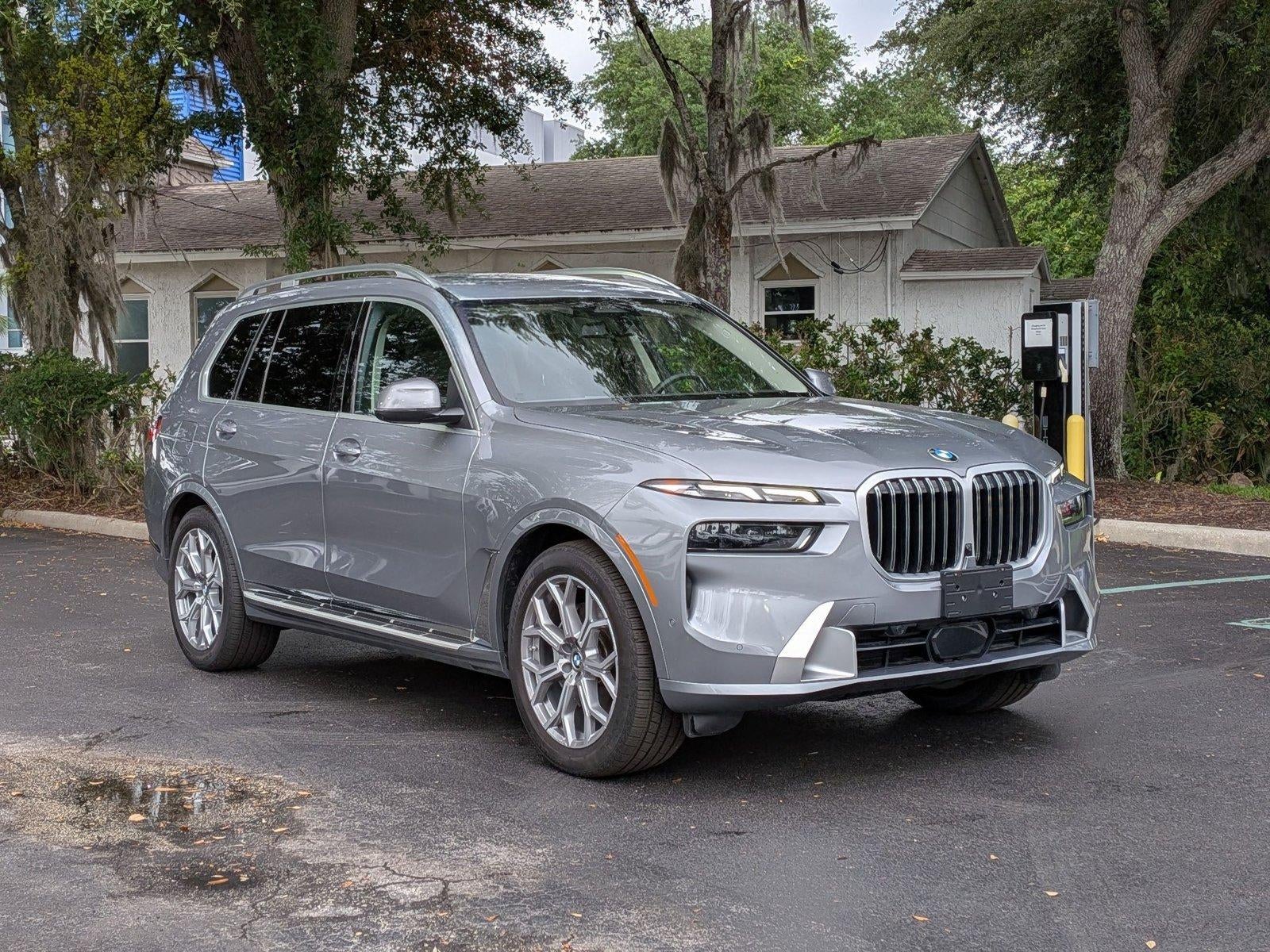 2026 BMW X7 xDrive40i Sports Activity Vehicle