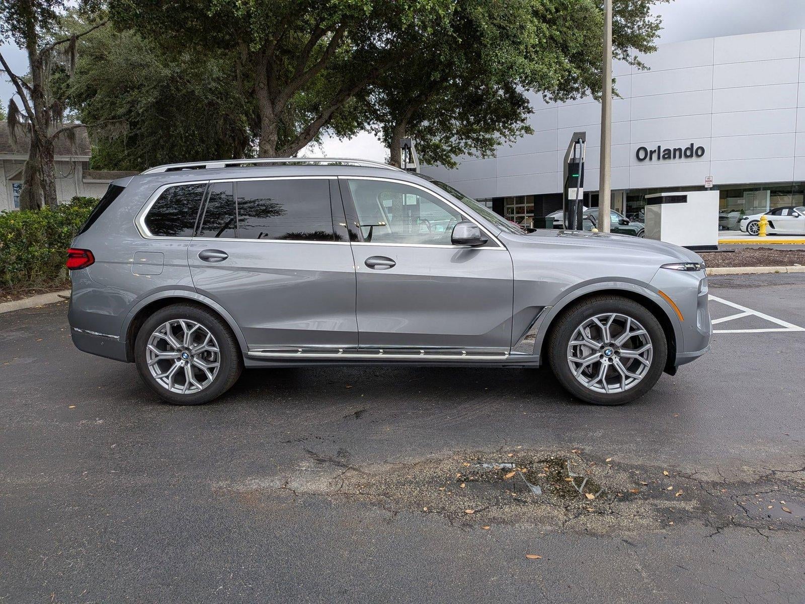 2026 BMW X7 xDrive40i Sports Activity Vehicle