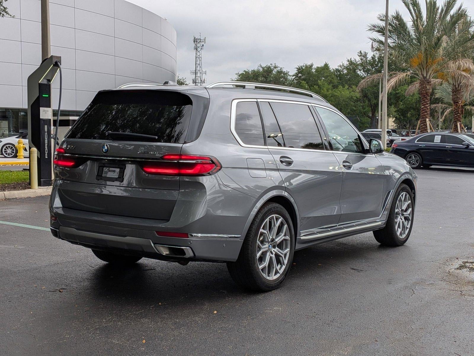 2026 BMW X7 xDrive40i Sports Activity Vehicle