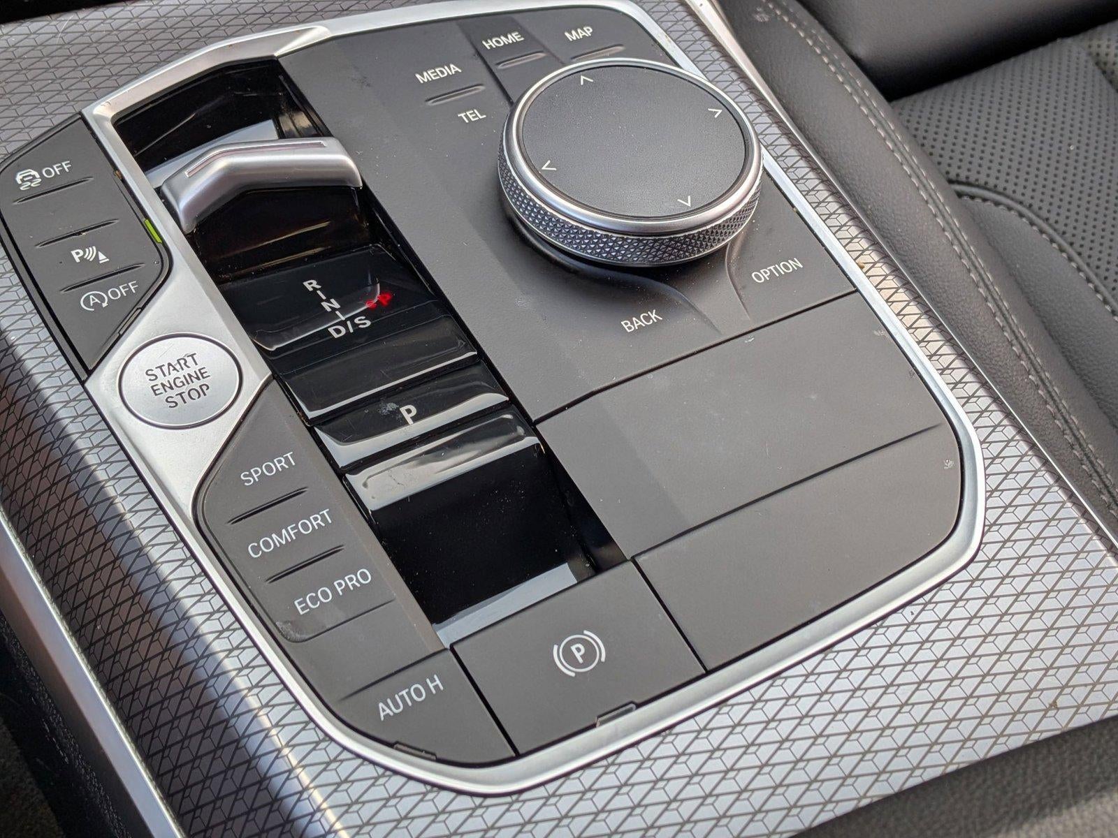 2025 BMW 330i xDrive Sedan