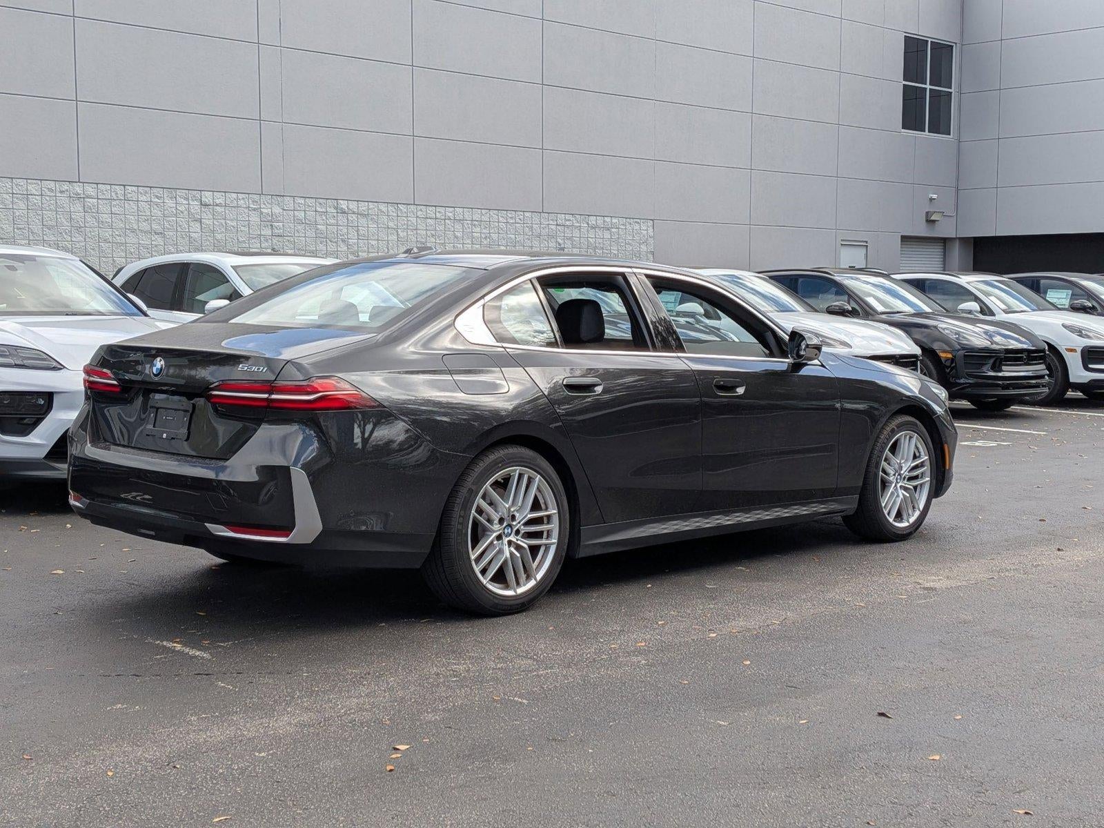 2025 BMW 530i Sedan