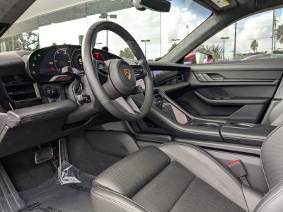 2022 Porsche Taycan GTS AWD