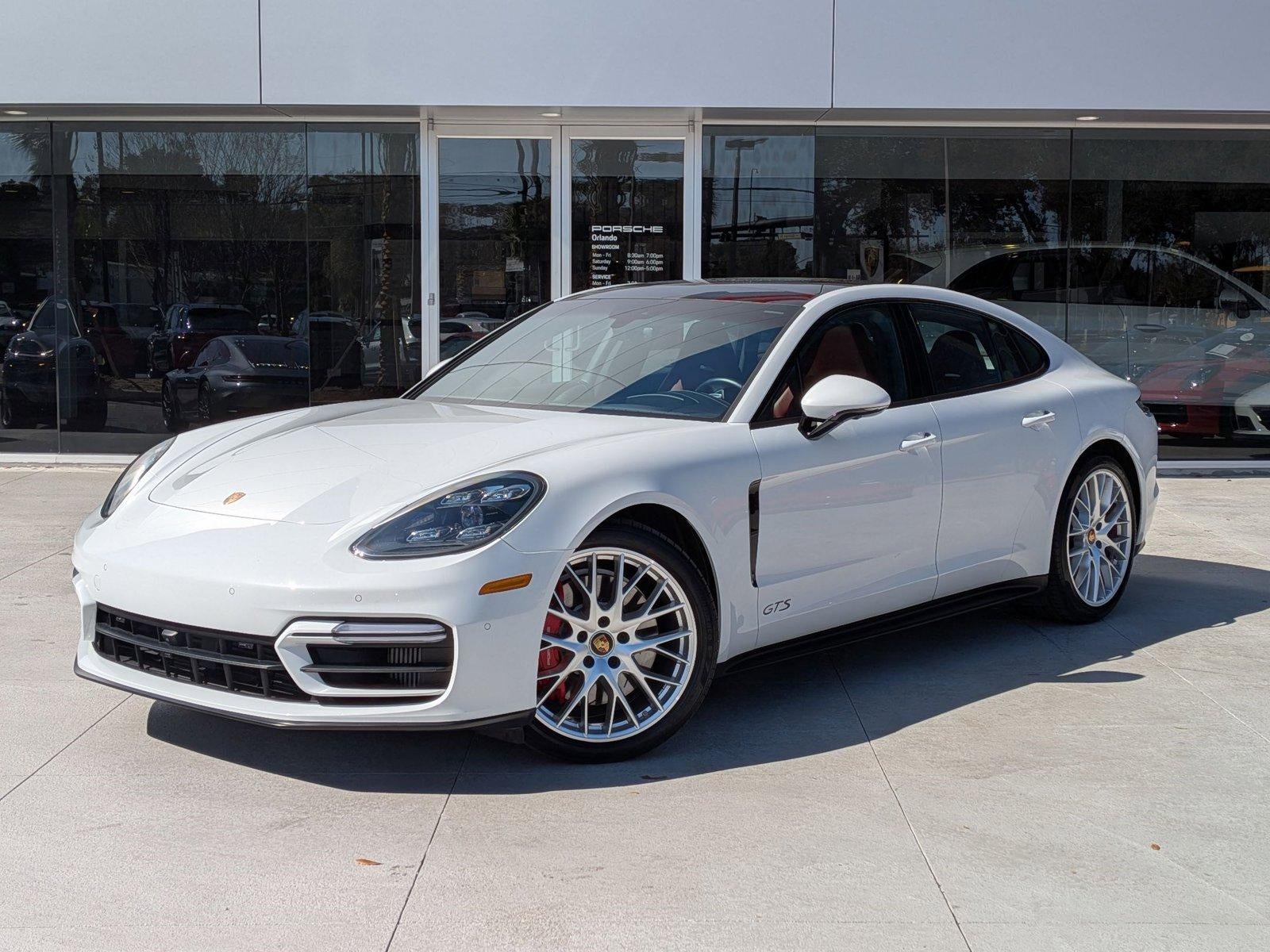 2022 Porsche Panamera GTS AWD