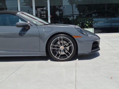 2025 Porsche 911 Carrera Cabriolet