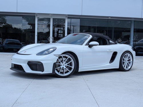 2023 Porsche 718 Spyder Roadster