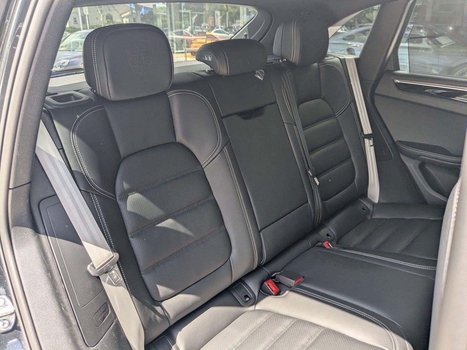 2025 Porsche Macan T AWD