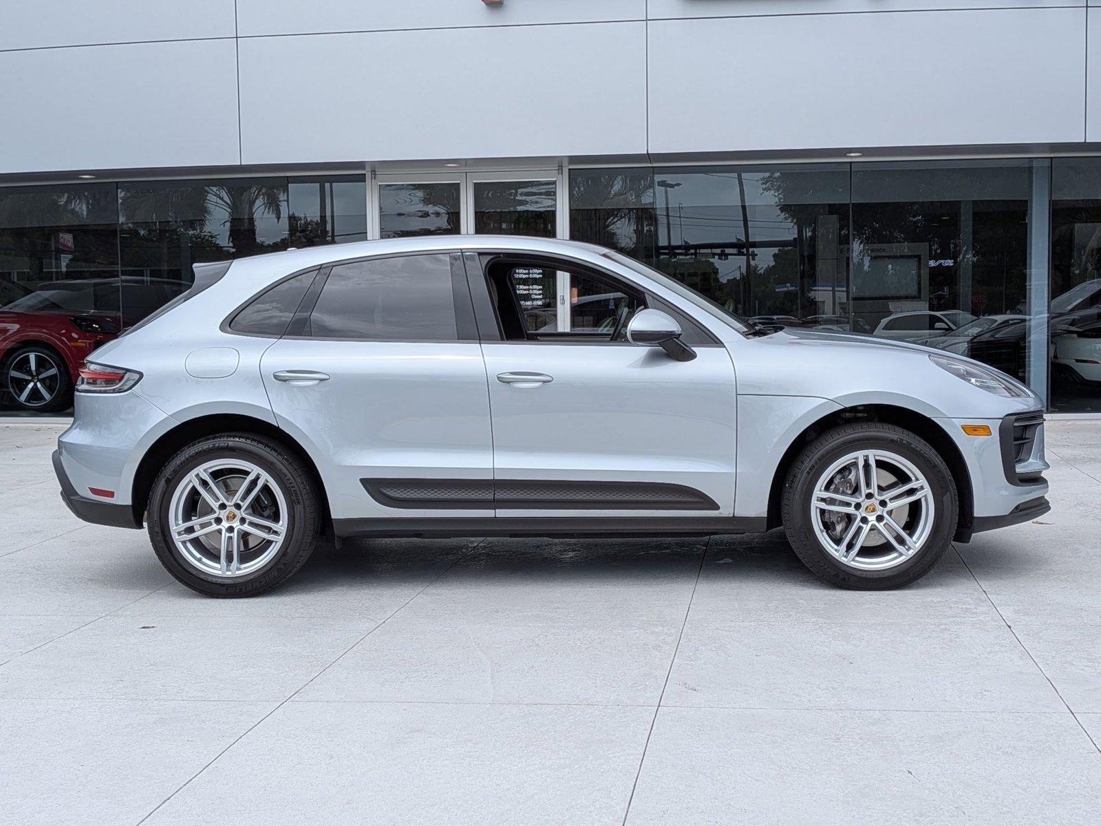 2024 Porsche Macan AWD