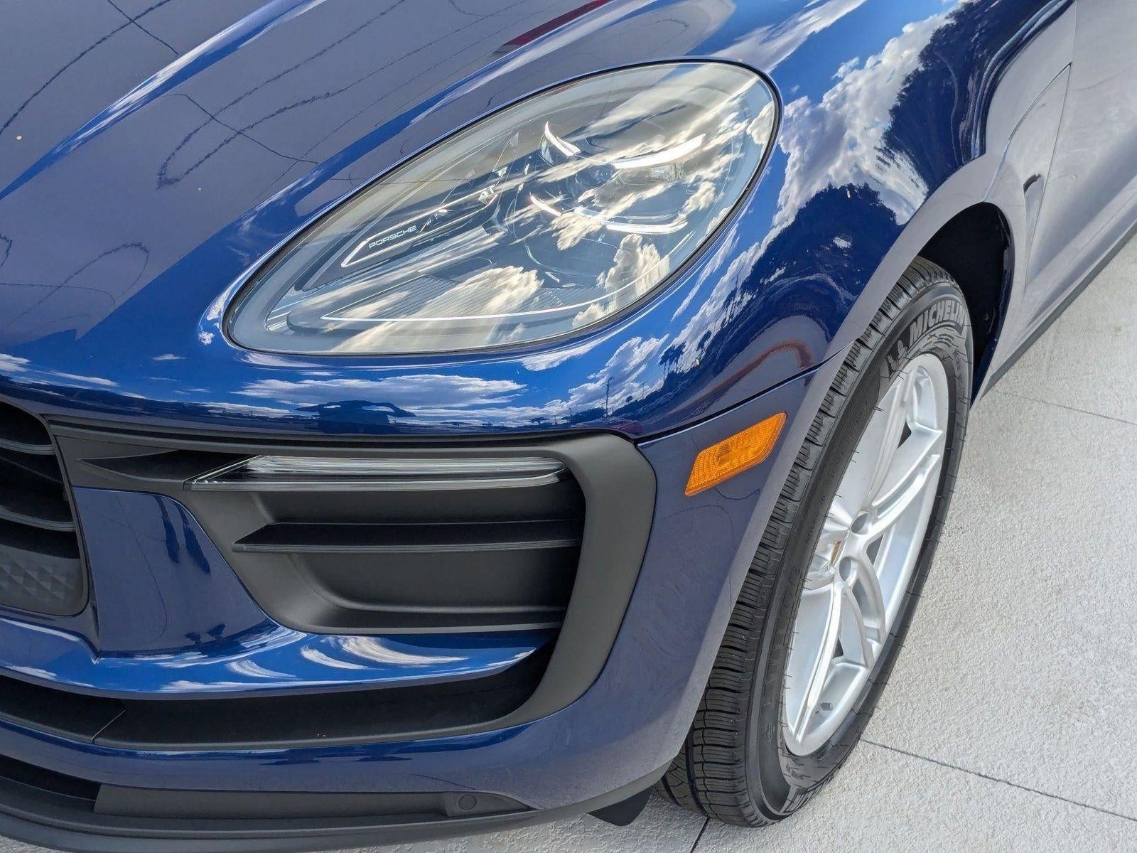 2025 Porsche Macan AWD