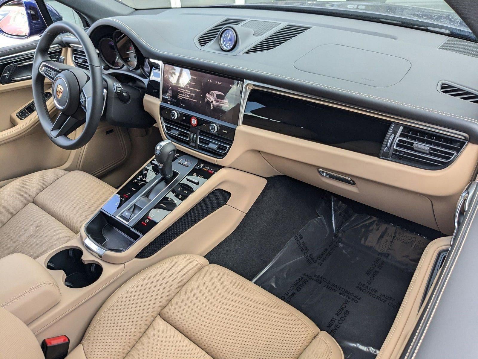 2025 Porsche Macan AWD