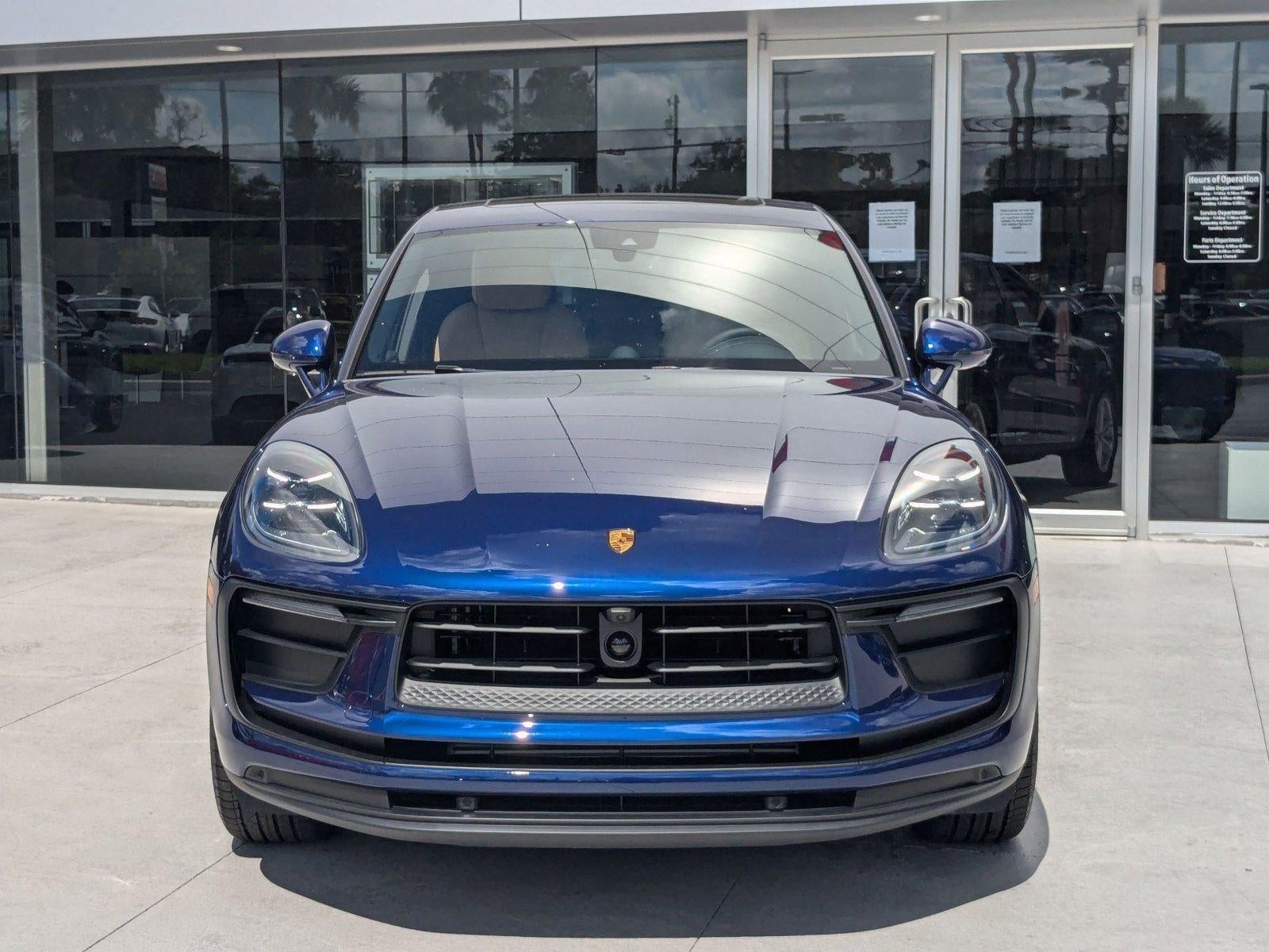 2025 Porsche Macan AWD