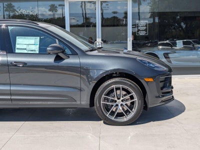 2025 Porsche Macan AWD