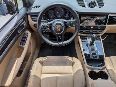 2025 Porsche Macan AWD