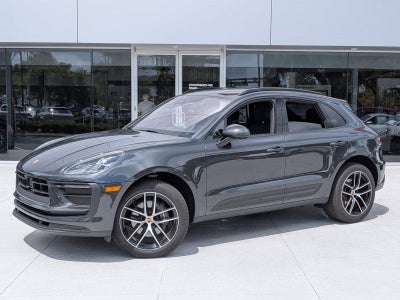 2025 Porsche Macan AWD