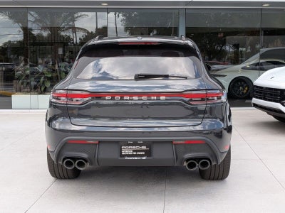 2025 Porsche Macan AWD