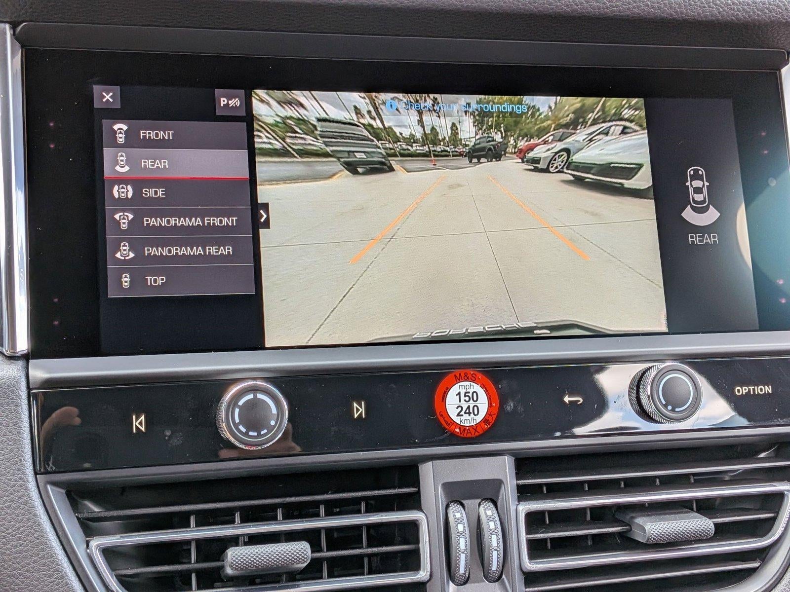 2025 Porsche Macan AWD