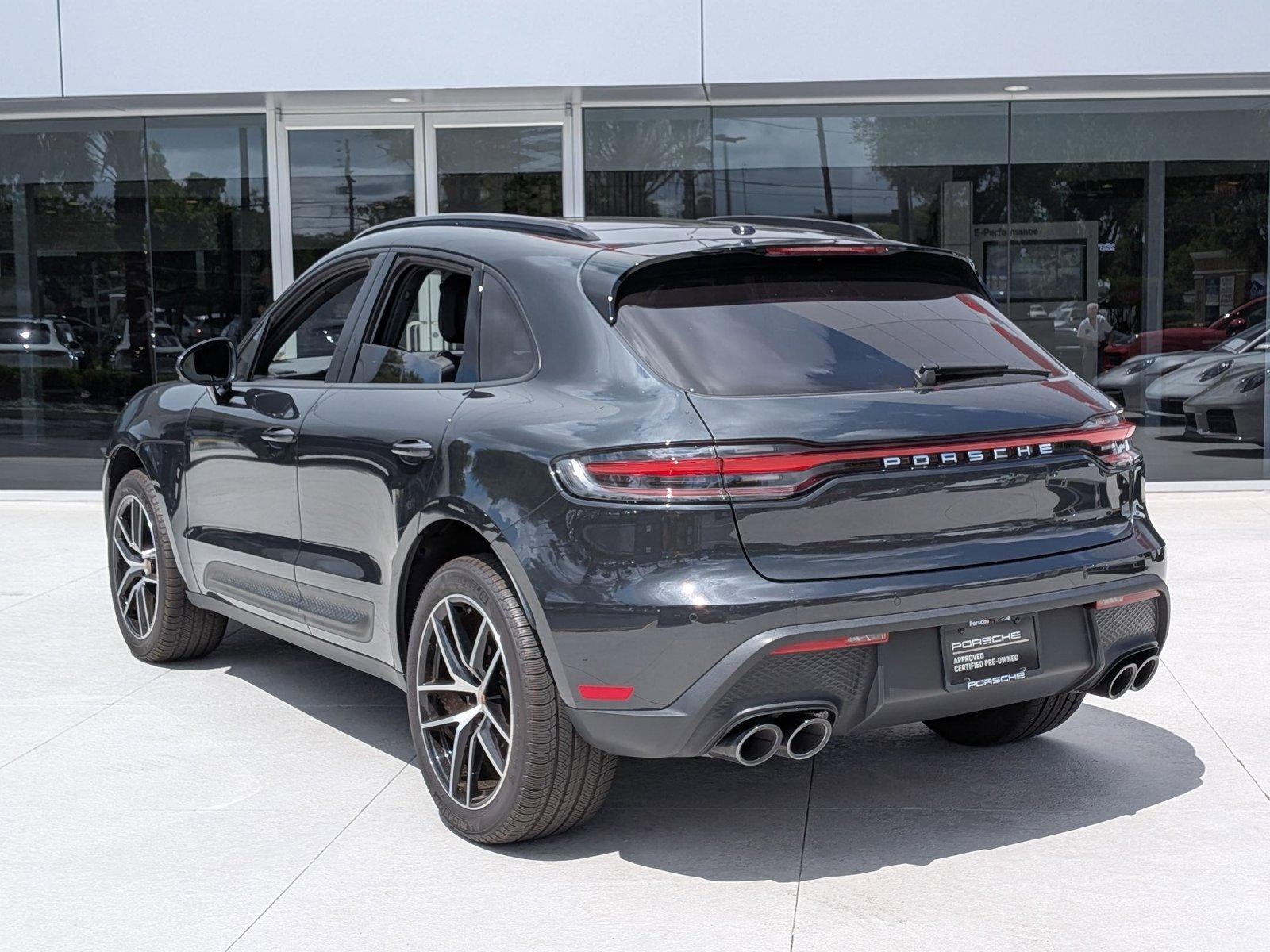 2025 Porsche Macan AWD