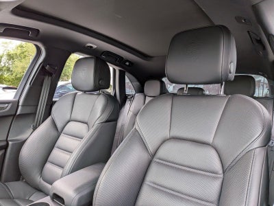 2025 Porsche Macan AWD
