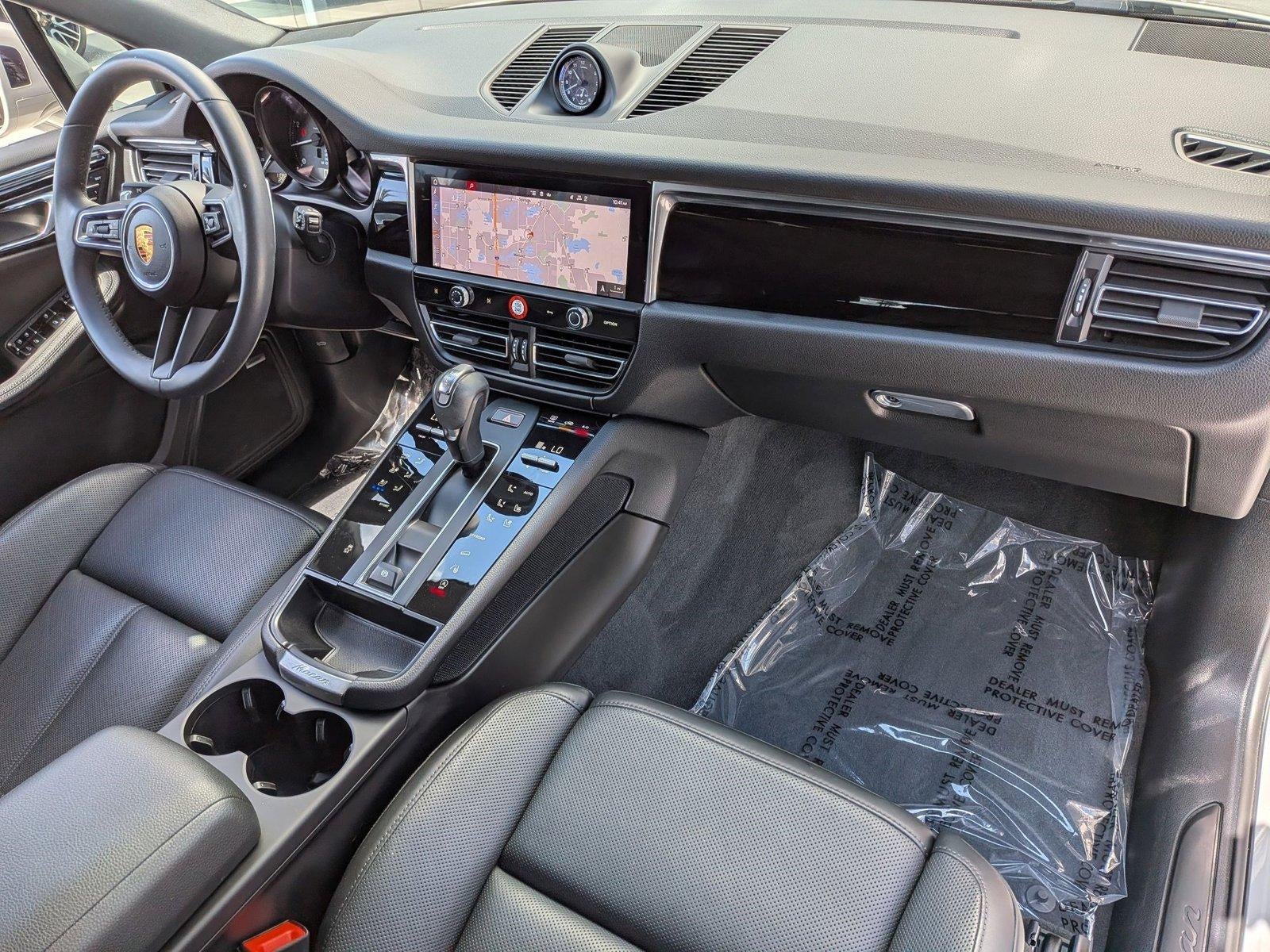 2025 Porsche Macan AWD