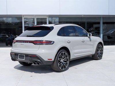 2025 Porsche Macan AWD