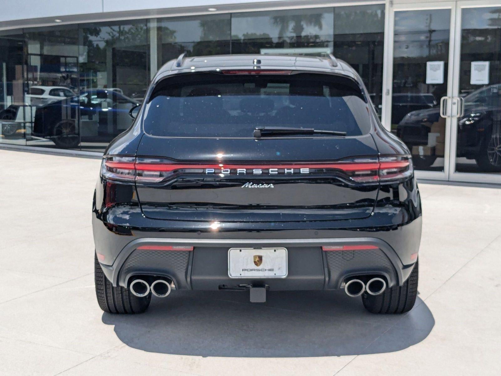 2025 Porsche Macan AWD