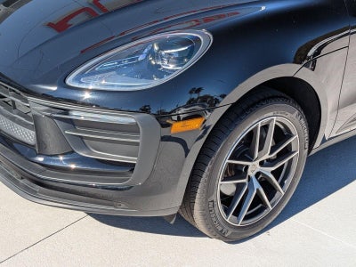 2025 Porsche Macan T AWD