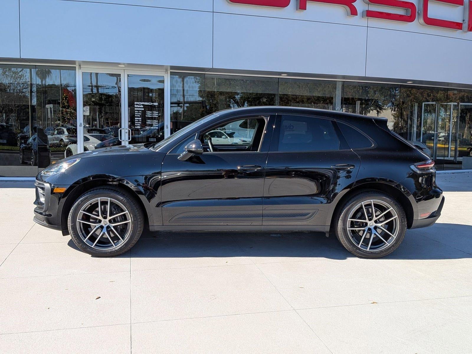 2025 Porsche Macan T AWD