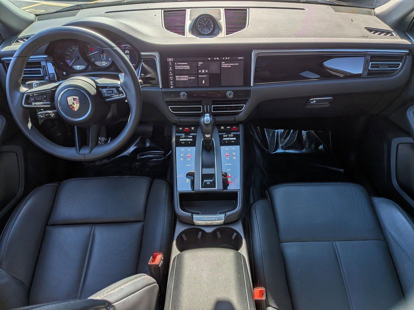 2025 Porsche Macan T AWD