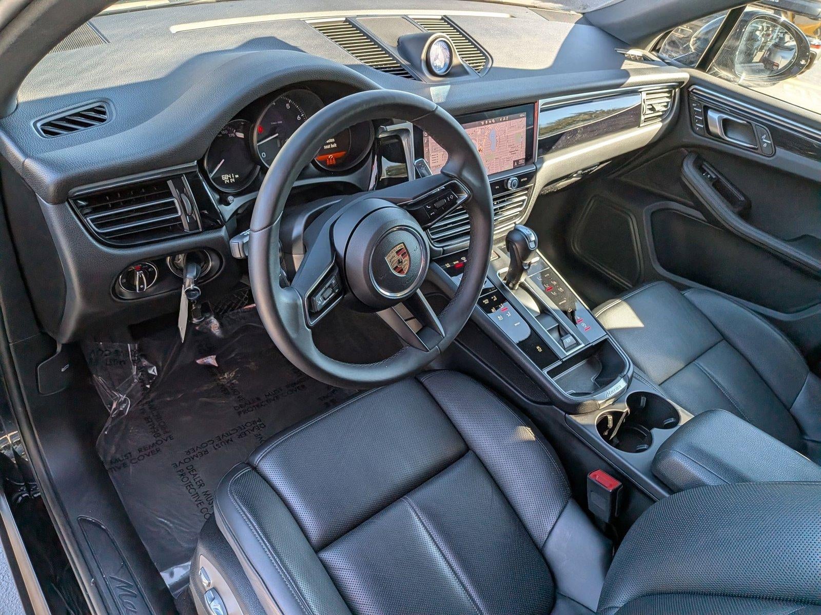 2025 Porsche Macan T AWD