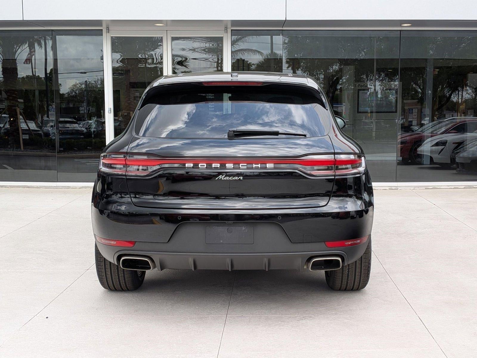 2021 Porsche Macan AWD