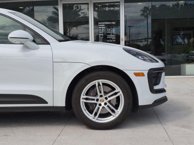 2023 Porsche Macan AWD