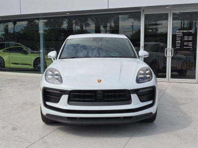 2023 Porsche Macan AWD