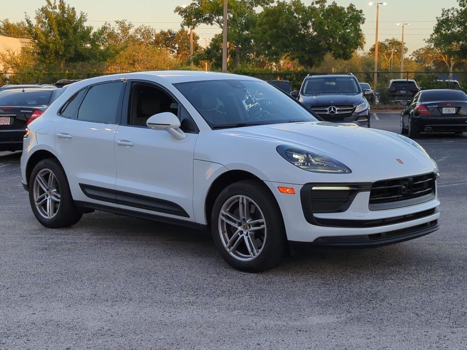 2023 Porsche Macan AWD