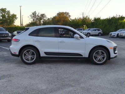 2023 Porsche Macan AWD