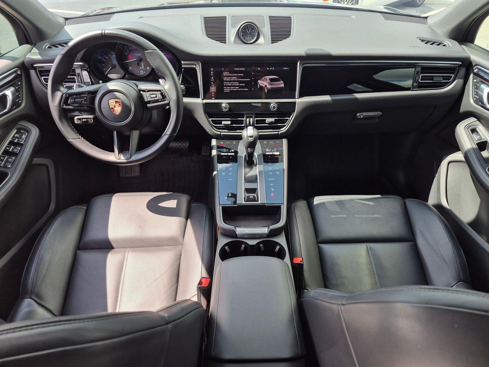 2023 Porsche Macan AWD
