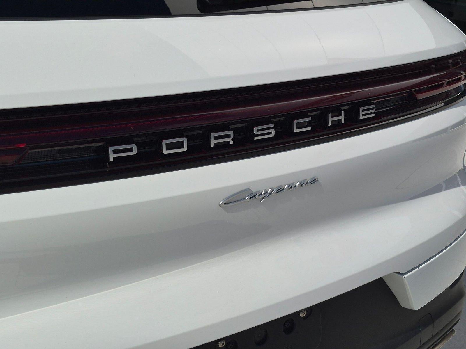 2025 Porsche Cayenne AWD