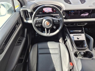 2025 Porsche Cayenne AWD