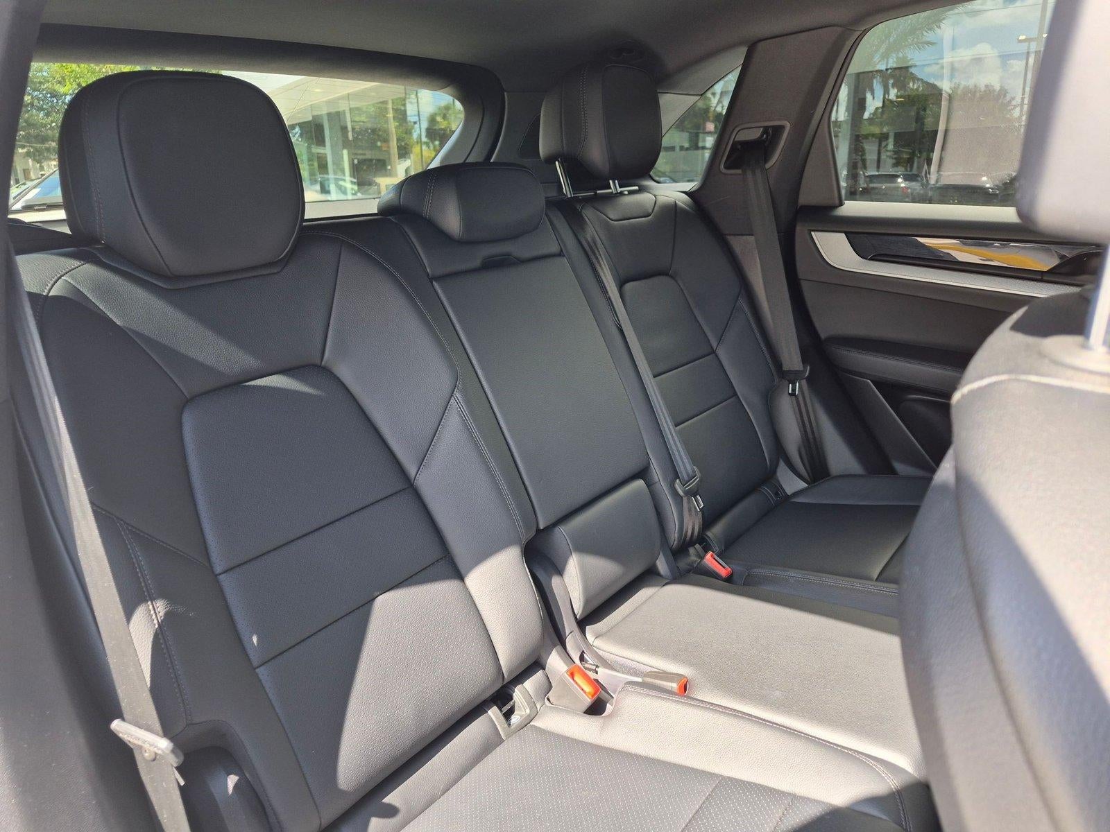 2025 Porsche Cayenne AWD